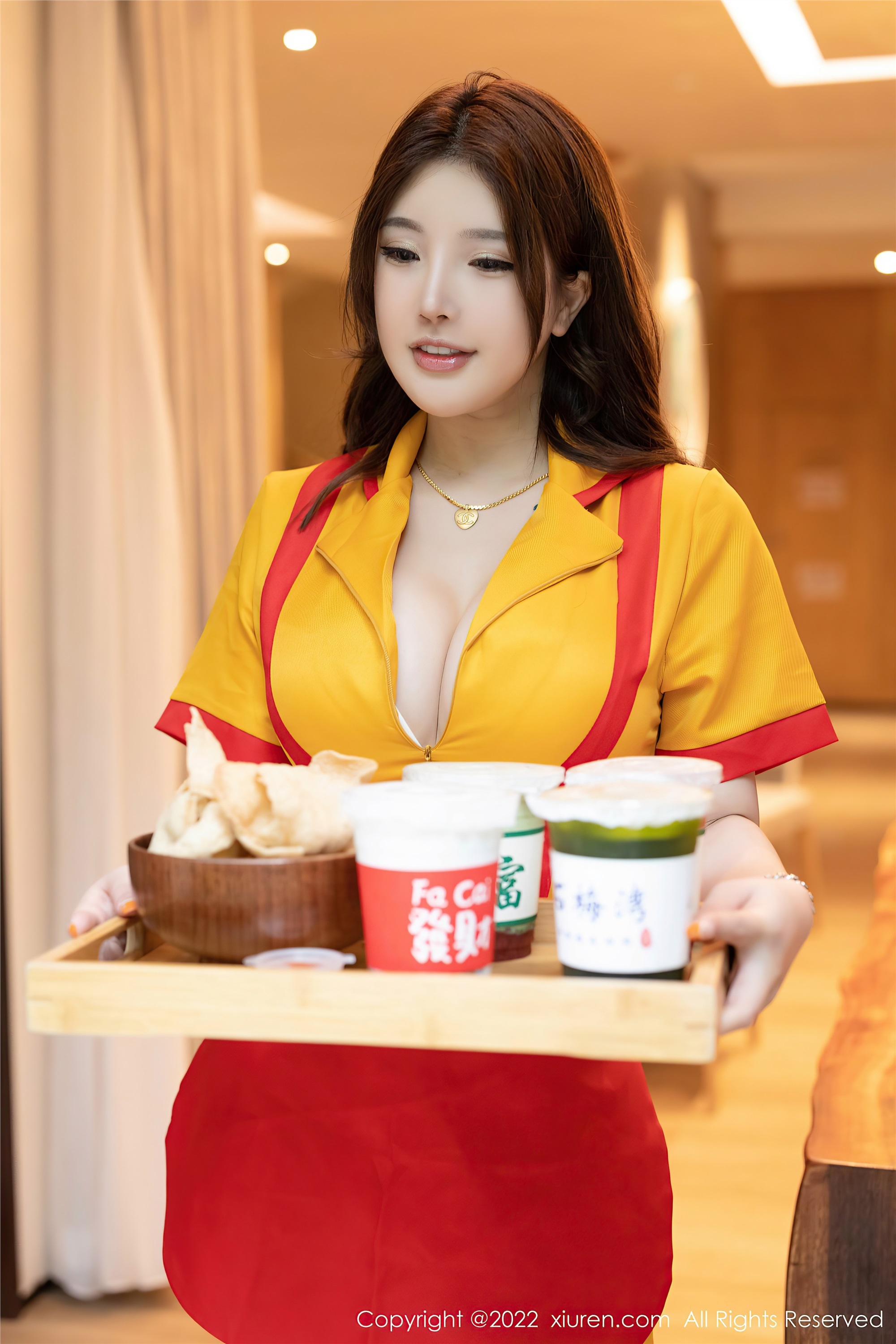 Xiuren秀人网 2022.08.29 NO.5509 小海臀Rena